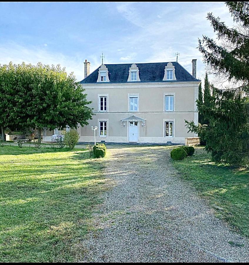 La Maladrie Vouzailles Exterior foto