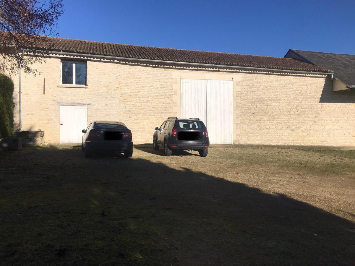 La Maladrie Vouzailles Exterior foto